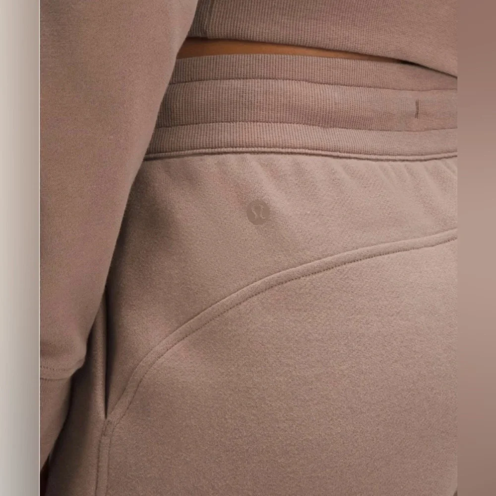 Lululemon Scuba High-Rise Short 5